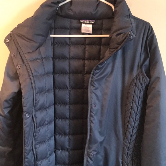 COPY - Patagonia long down coat size small - Picture 6 of 7